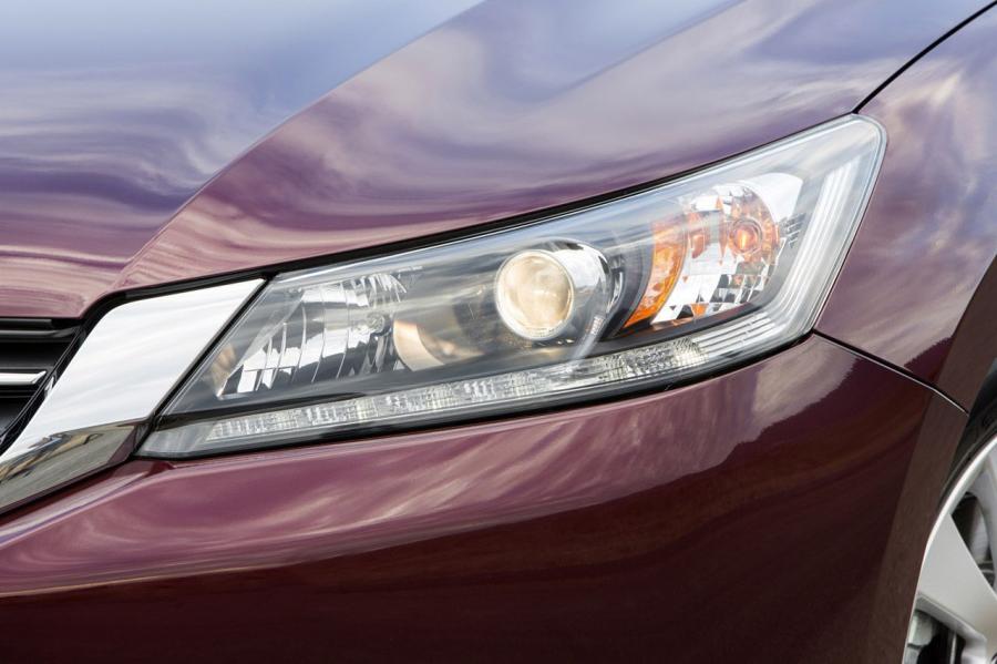 Honda Accord EX-L Sedan 2013 года  (фото 30 из 83)